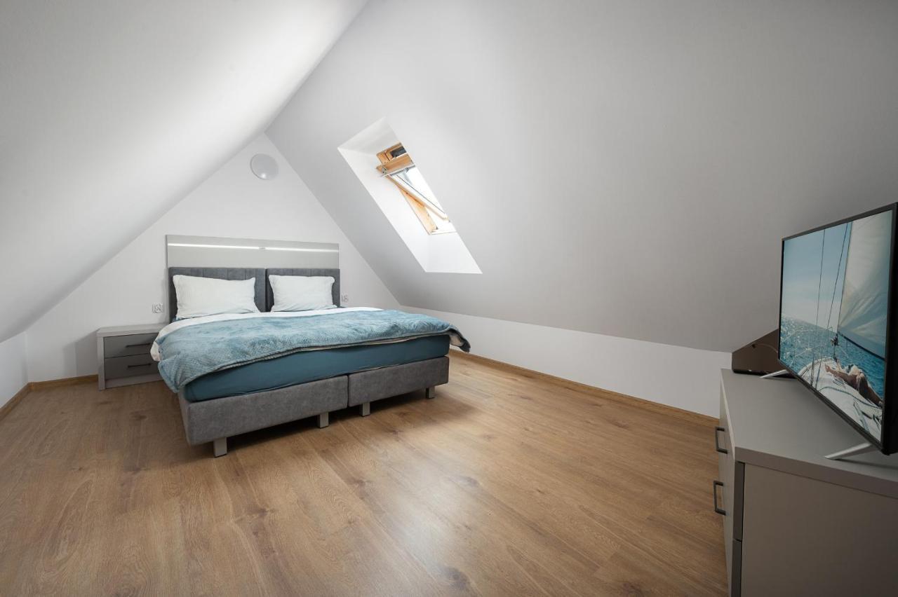 Roza Baltyku - Apartamenty I Pokoje A Дембки Экстерьер фото